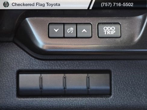 Used 2021 Lexus UX 250h w/ Premium Package image 24