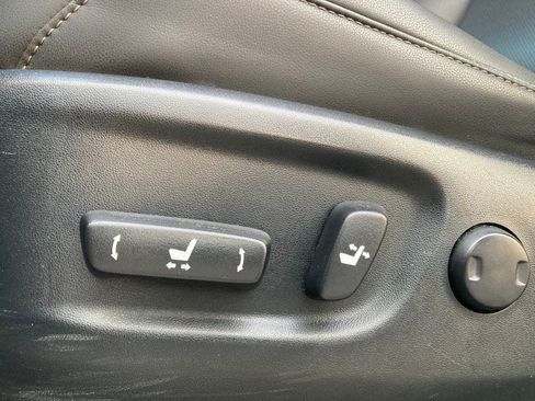 Used 2021 Lexus GX 460 Premium w/ Premium Package AWD/4WD image 13