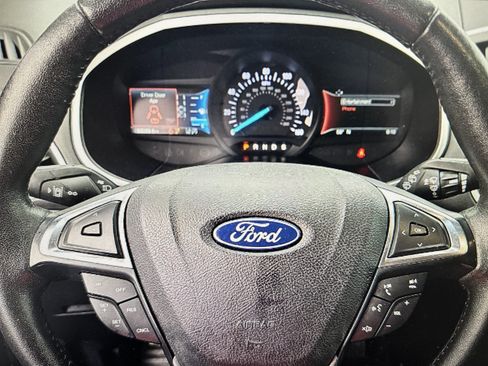 Used 2019 Ford Edge SEL w/ Equipment Group 201A image 8