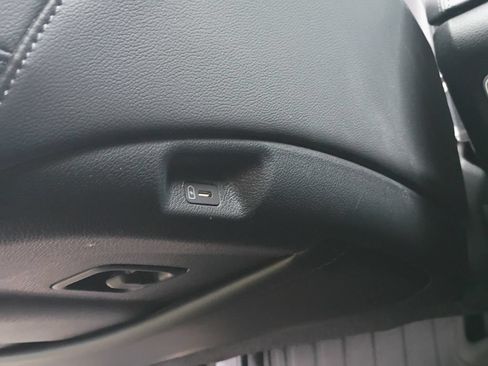 Used 2024 Kia Sportage EX AWD/4WD image 18