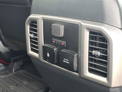 Used 2022 Ford F250 Platinum image 18