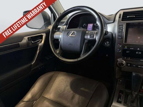 Used 2018 Lexus GX 460 w/ Navigation Package AWD/4WD image 25