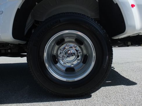 New 2026 Ford F350 Platinum w/ Platinum Plus Package AWD/4WD image 19