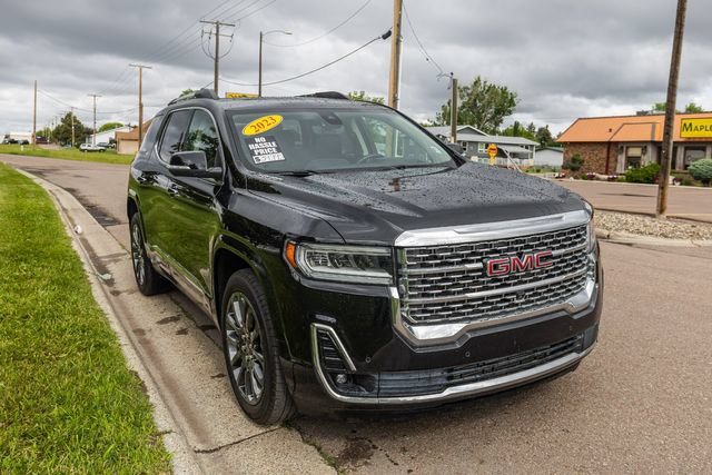 Used 2023 GMC Acadia Denali w/ Black Diamond Edition AWD/4WD image 3