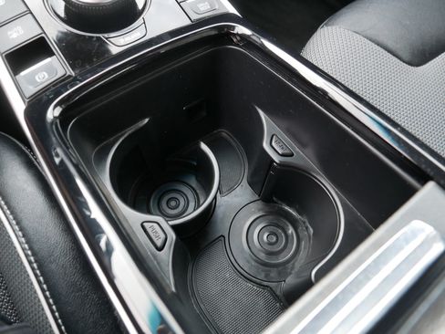 Certified 2021 Kia Niro EX w/ Cold Weather Package FWD image 33