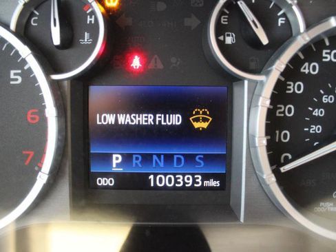 Used 2014 Toyota Tundra Limited image 33