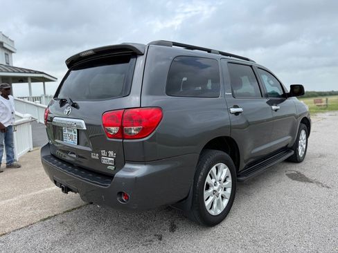 Used 2012 Toyota Sequoia Platinum AWD/4WD image 5