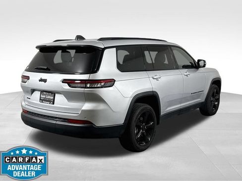 Used 2023 Jeep Grand Cherokee L Laredo AWD/4WD image 7