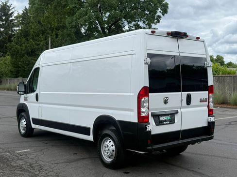 Used 2021 RAM ProMaster 2500 FWD image 4