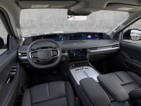 New 2026 Lincoln Navigator L Reserve AWD/4WD image 9
