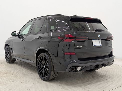 New 2026 BMW X5 xDrive40i w/ M Sport Package image 3