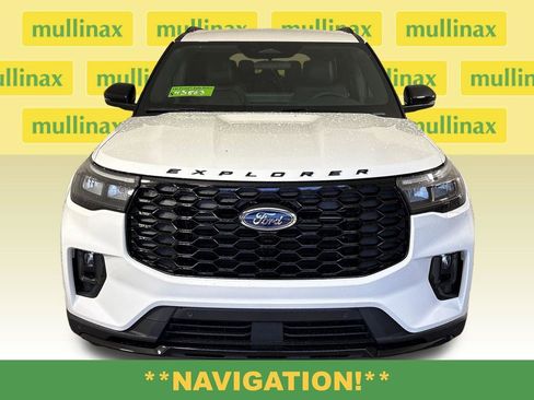 New 2026 Ford Explorer ST-Line RWD image 16