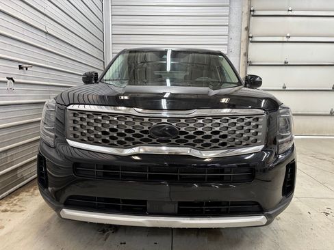 Used 2021 Kia Telluride LX image 2