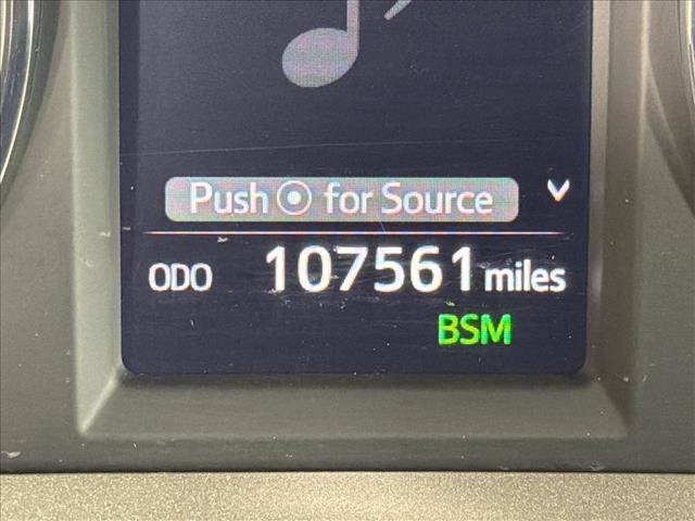 Used 2018 Toyota RAV4 Limited FWD image 29