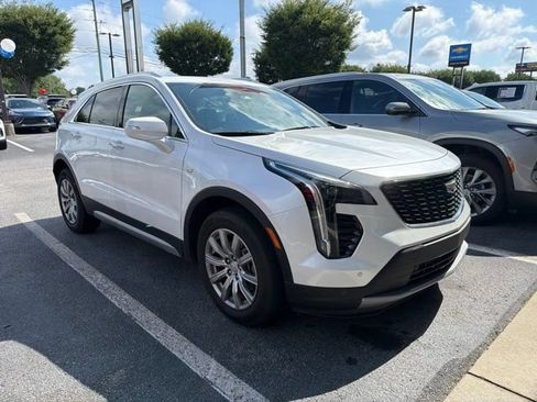 Used 2023 Cadillac XT4 Premium Luxury w/ Technology Package AWD/4WD image 1