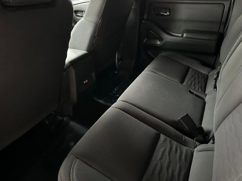 Used 2023 Nissan Frontier SV w/ Midnight Edition Package image 14