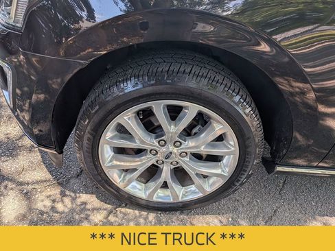 Used 2019 Ford Expedition Platinum AWD/4WD image 11