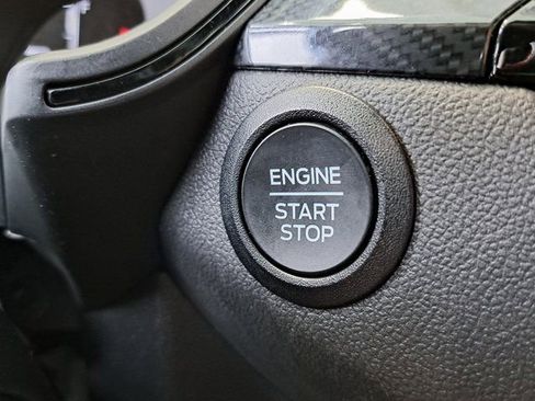 Used 2025 Ford Escape ST-Line FWD image 14