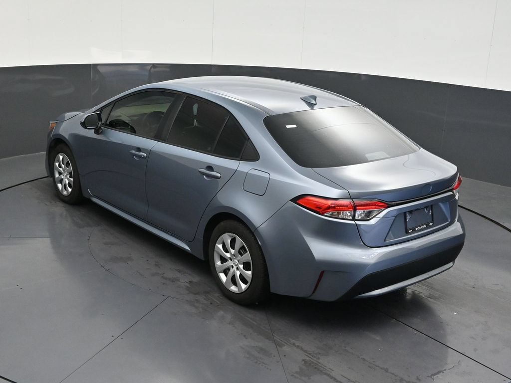 Used 2020 Toyota Corolla LE FWD image 18