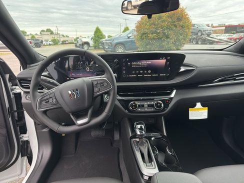New 2026 Buick Envista Sport Touring FWD image 18