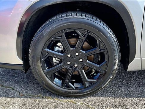 Used 2022 Toyota Highlander LE image 31