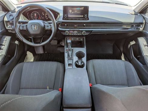 Used 2022 Honda Civic LX image 4