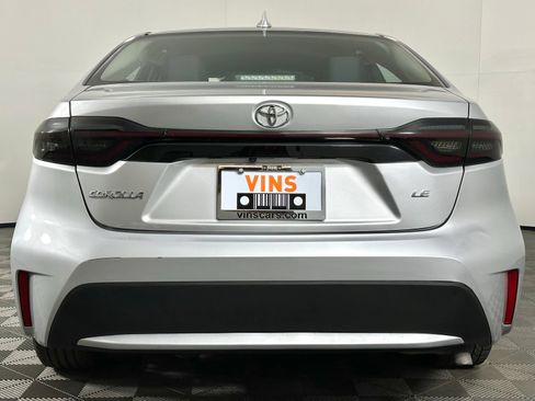 Used 2024 Toyota Corolla LE FWD image 19