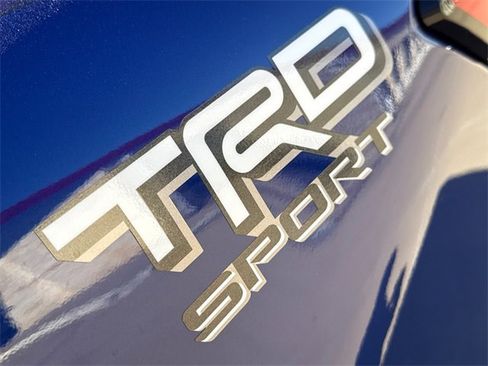 Used 2024 Toyota Tacoma TRD Sport image 6