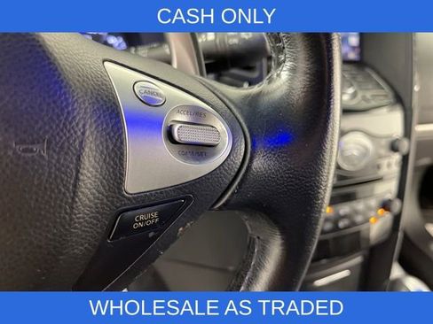 Used 2015 INFINITI QX70 AWD w/ Premium Package image 18