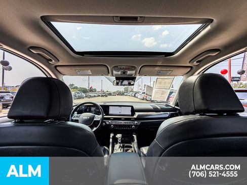 Used 2025 Kia Telluride S FWD image 21