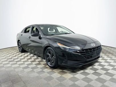 Used 2022 Hyundai Elantra SEL w/ Convenience Package