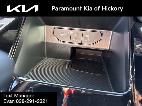 Used 2025 Kia Sorento SX Prestige image 30