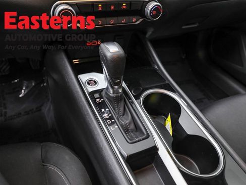 Used 2024 Nissan Altima 2.5 SV image 13