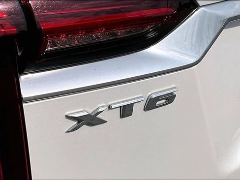Used 2021 Cadillac XT6 Premium Luxury FWD image 24