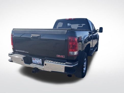 Used 2010 GMC Sierra 2500 SLE w/ SLE Preferred Package AWD/4WD image 3
