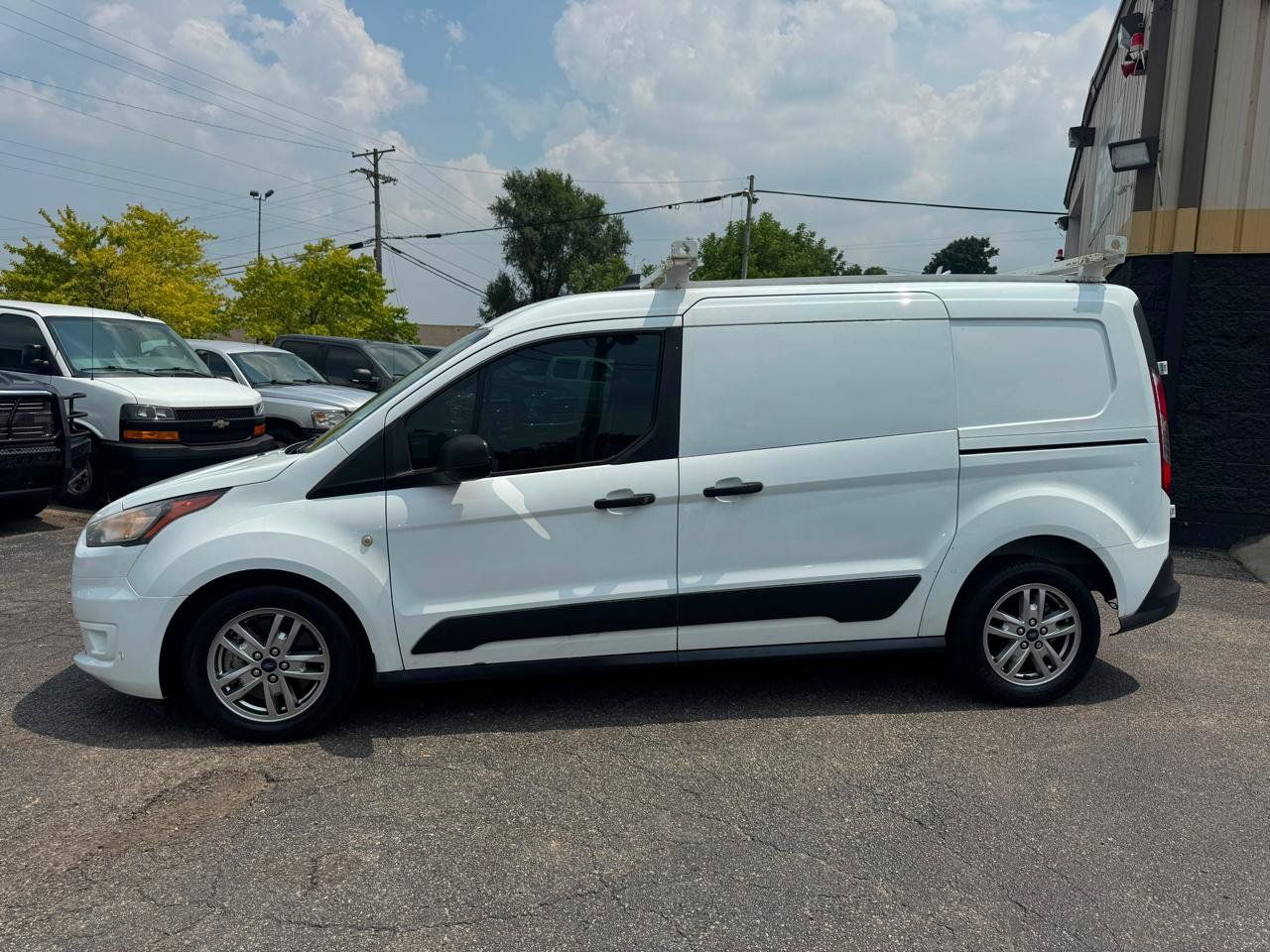 Used 2021 Ford Transit Connect XLT w/ Trailer Tow Package FWD image 2
