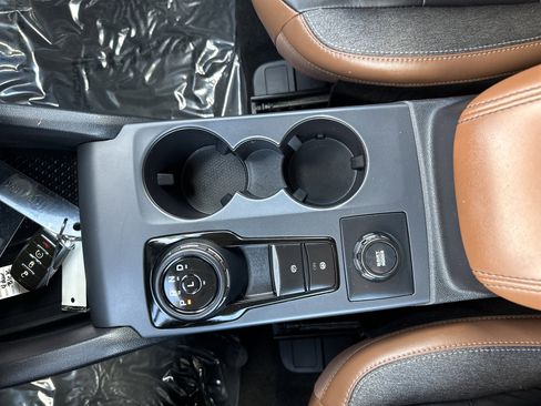 Used 2023 Ford Bronco Sport Outer Banks w/ Tech Package image 16