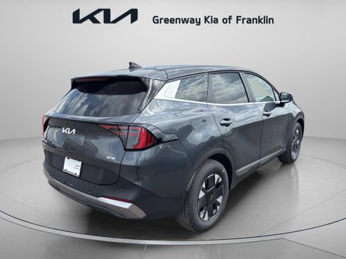 New 2026 Kia Sportage LX image 7