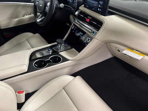 New 2026 Genesis G70 2.5T RWD image 15