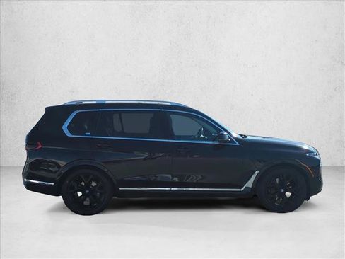 Certified 2024 BMW X7 xDrive40i w/ Premium Package AWD/4WD image 4
