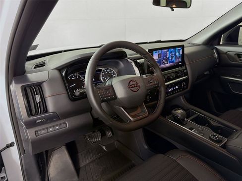 Used 2026 Nissan Pathfinder Rock Creek AWD/4WD image 16