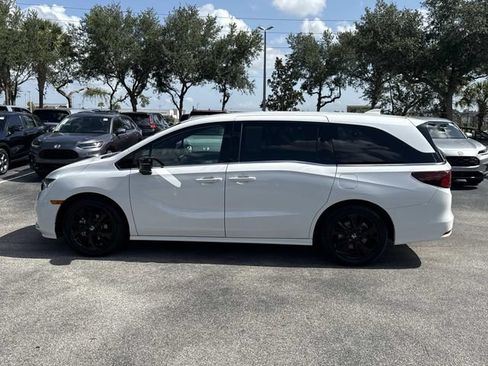 Certified 2024 Honda Odyssey Sport image 7