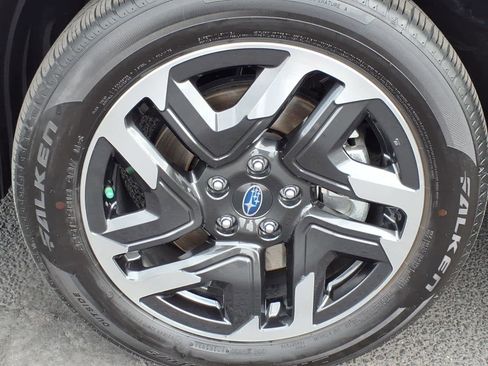 Used 2025 Subaru Forester Premium w/ Protection Package (1PH) image 12