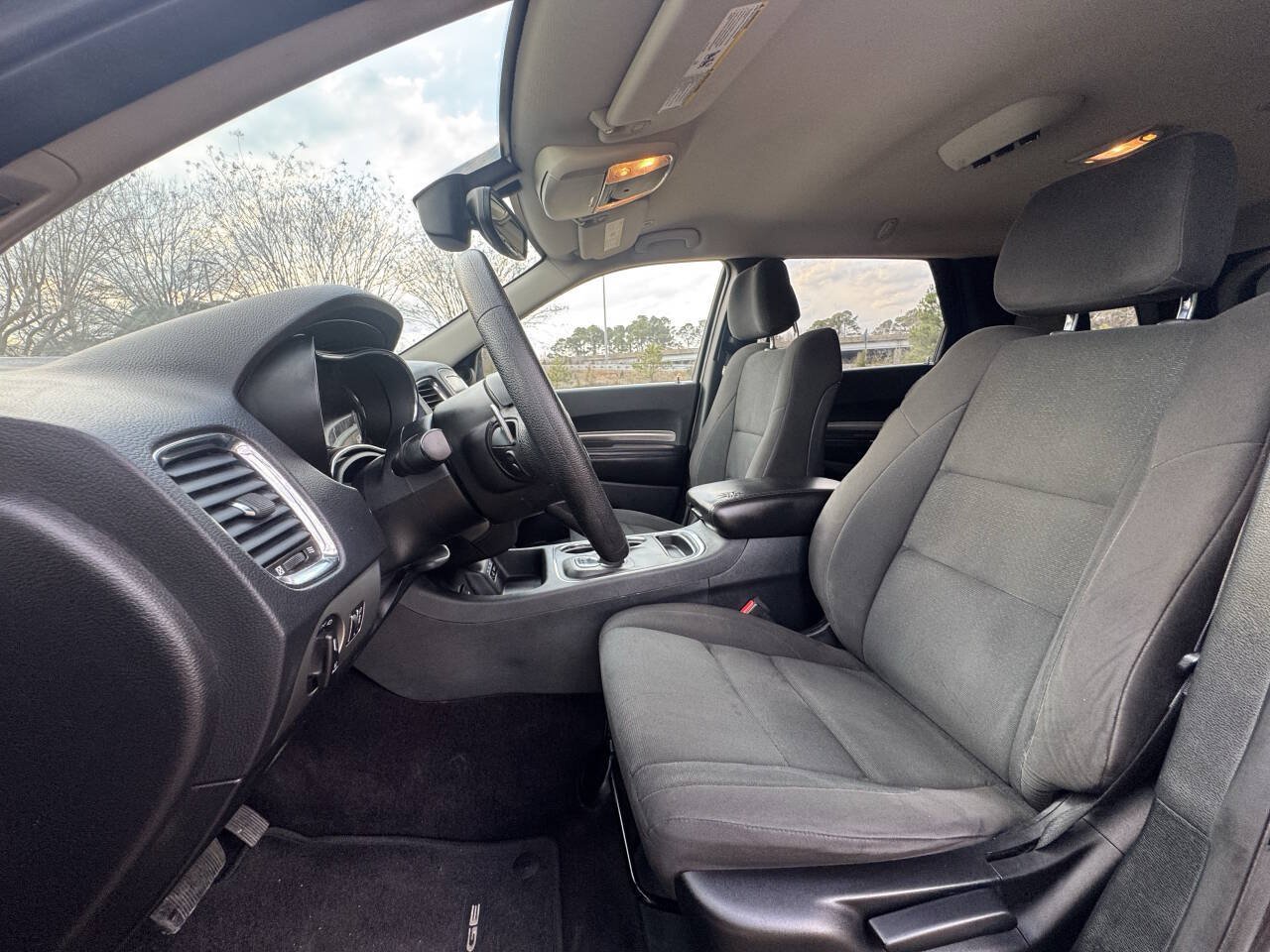 Used 2017 Dodge Durango SXT w/ 3rd Row Seating Group AWD/4WD image 10