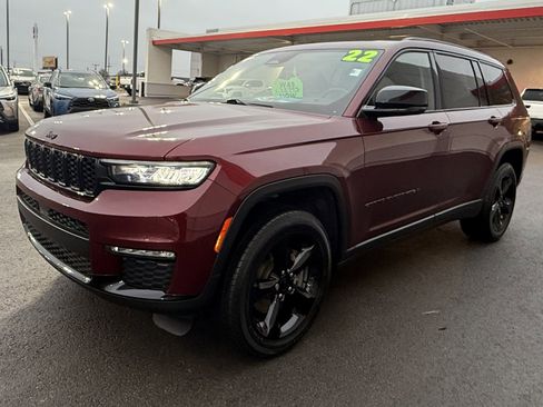 Used 2022 Jeep Grand Cherokee L Limited w/ Black Appearance Package image 8