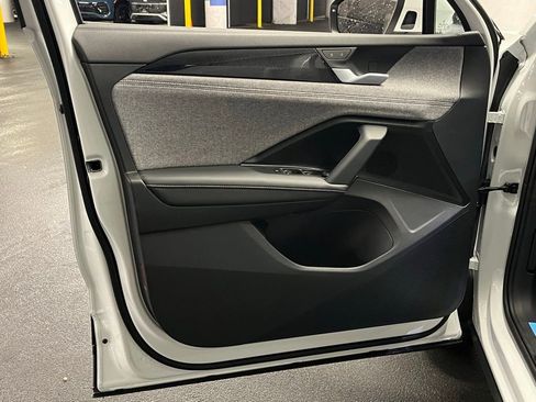 New 2026 Volkswagen Tiguan S AWD/4WD image 7