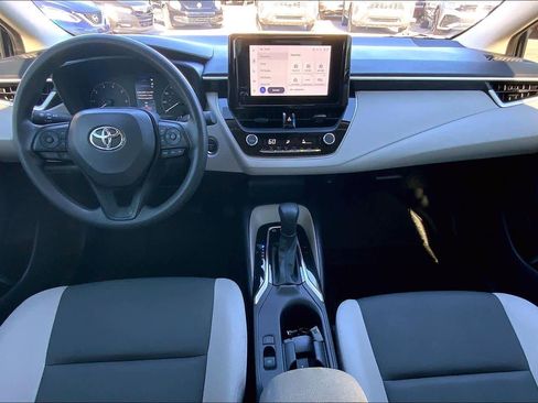 Used 2024 Toyota Corolla LE w/ LE Convenience Package image 15