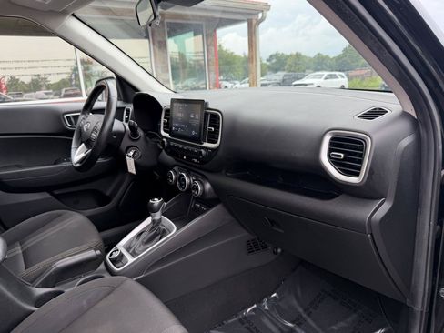 Used 2022 Hyundai Venue SEL w/ Cargo Package FWD image 22