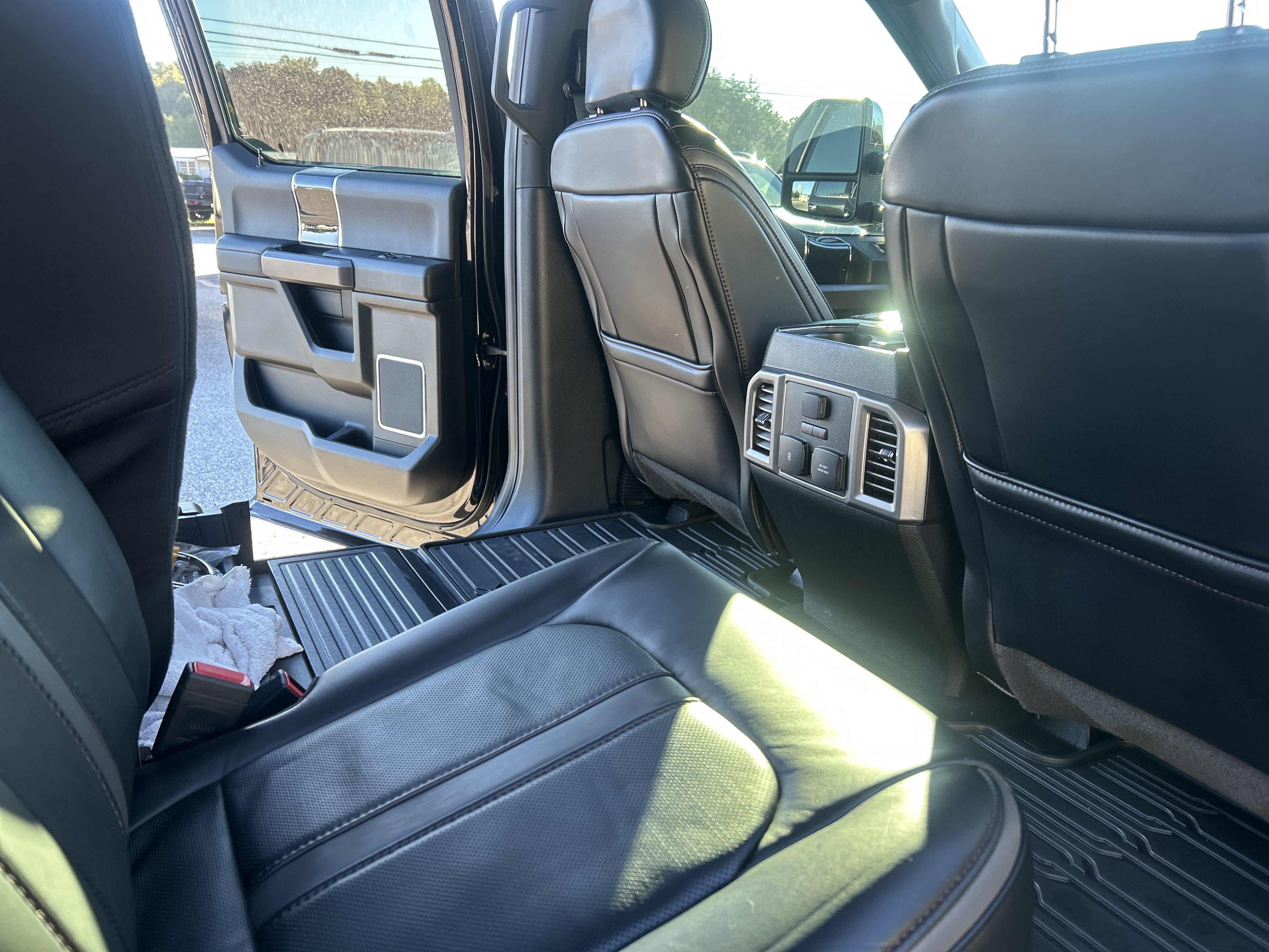 Used 2020 Ford F450 4x4 Crew Cab Super Duty image 46