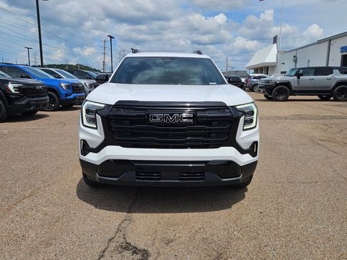 New 2026 GMC Terrain Elevation w/ Elevation Premium Package AWD/4WD image 9
